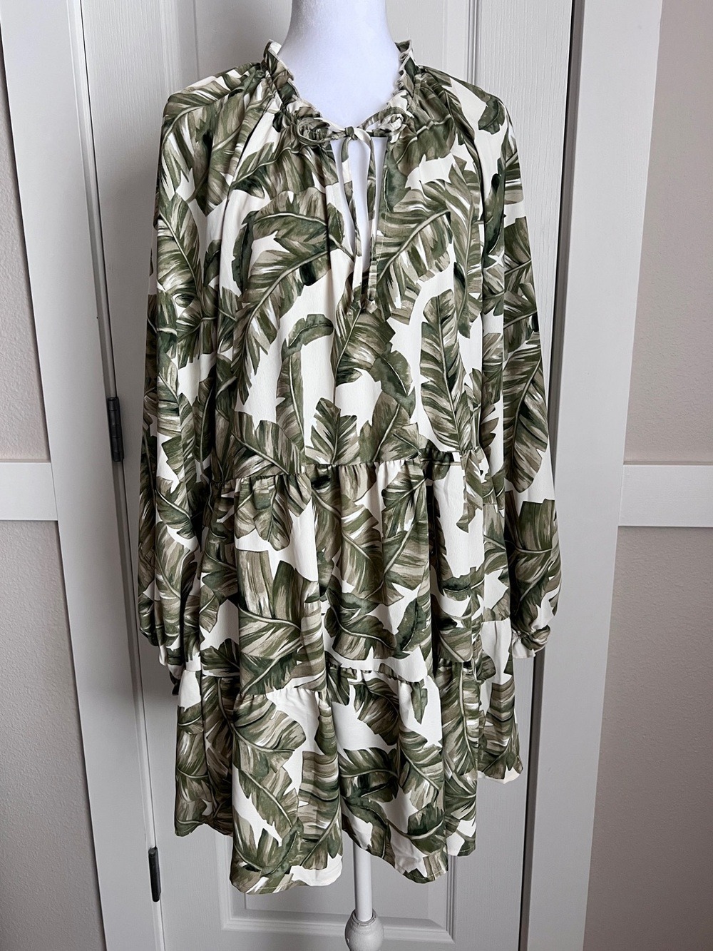 Show Me Your Mumu Marlow Palm Botanical Print Swing Mini Dress NEW - Size Small - Picture 9 of 10